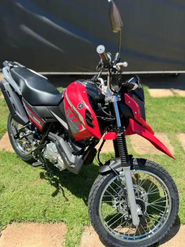Nova Crosser Z 150 ABS + Emplacamento, ipva e capacete.