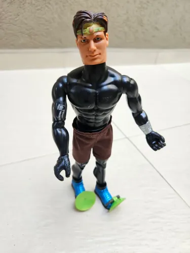 Max Steel em ótimo estado