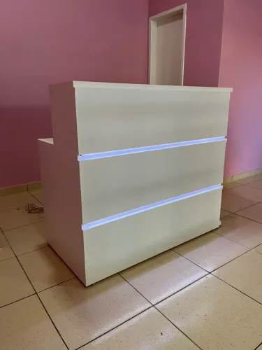 Balcão caixa com fita led super novo 