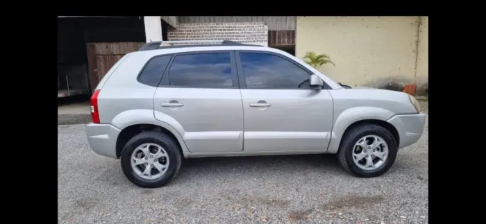 Hyundai Tucson 2.0 16V Aut. 2012