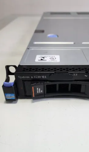 Servidor NAS IBM x3530 M4 48GB RAM