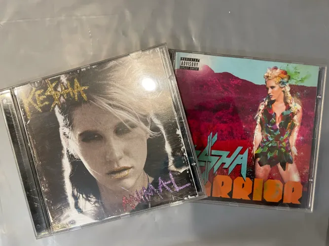 Combo CDs Kesha Animal e Warrior