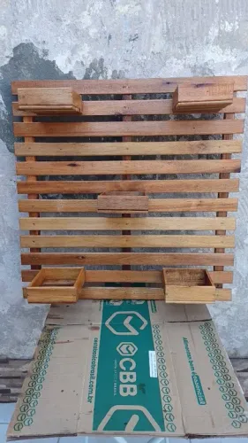 floreira de madeira modelo estrado