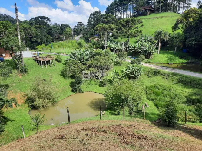 Sítio em Pinheiral - Rancho Queimado, SC