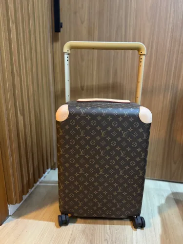 Mala de Viagem Louis Vuitton Horizon Monogram - Luxo e Sofisticação