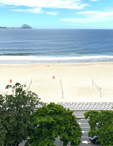 LEBLON NOBRE - 200 M - 4 QTS - STE - 2 VGS -  PLAY GROUND