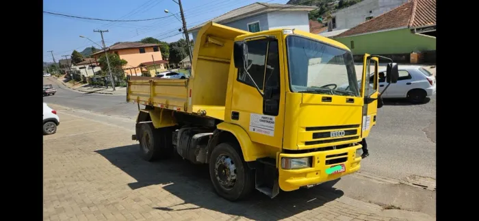 Caminhao toco Iveco euro cargo 170e22 