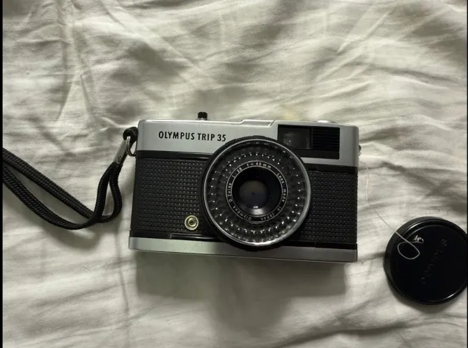 Olympus Trip 35 - Câmera Analógica Clássica
