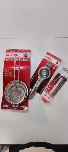 Kit Peneira 8,10,12cm, Espremedor de Limão, e Descascador de Legumes
