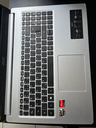 Notebook Acer - Ryzen 3 (5300U) + 8 Gb RAM + SSD 256 Gb