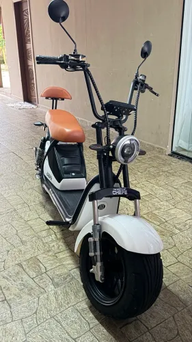 Moto elétrica (ciclomotor)