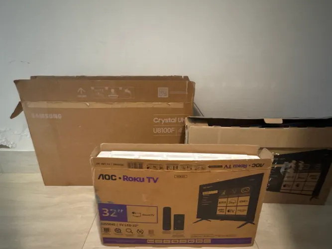 3 Televisões TV?s, samsung Crystal UHD