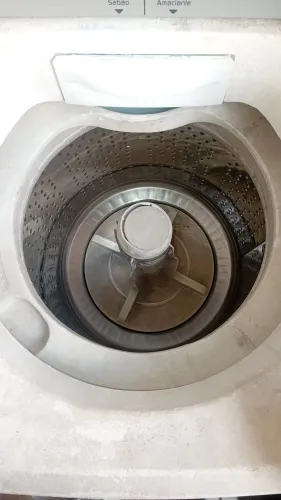 Maquina de lavar roupa