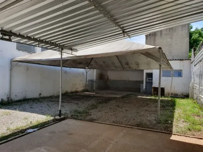 Tenda Piramidal 8mx8m Usada REFORCADA, estrutura de tubulação em formato quadrado 