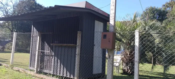 Vende se trailer ótimo em perfeito estado com iluminação nova