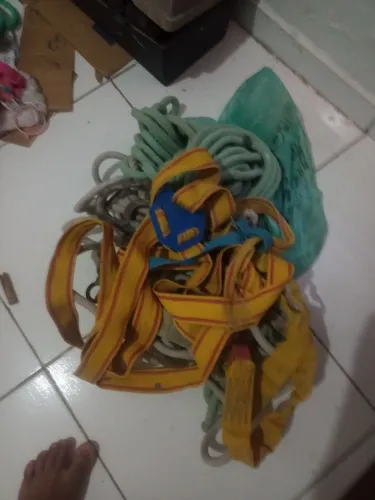 2 cinto de segurança 30 metros de corda