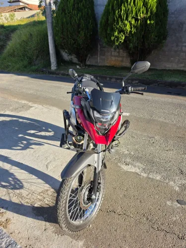 Honda XRE 190 Vermelha (Impecável, Na Garantia + Acessórios)