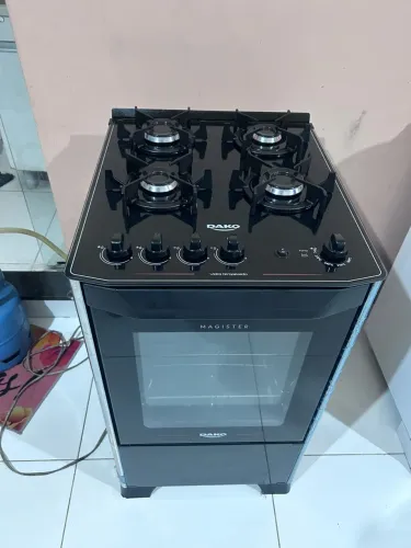 Vende-se fogão Dako, acendimento elétrico