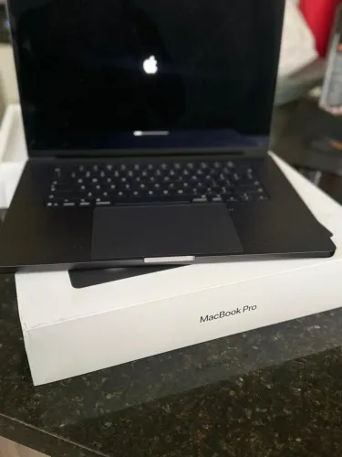 Macbook PRO M5 MAX 36Gb 2TB 16Pol SSD Modelo Anatel com NF