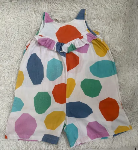 Lindas roupas infantis