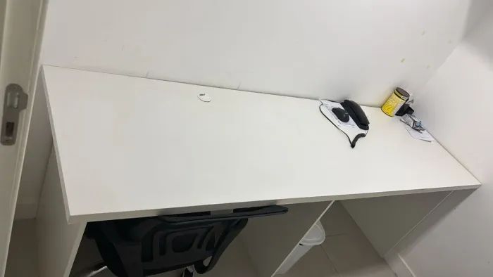Mesa compartilhada escritorio