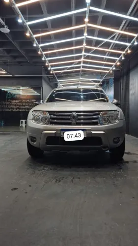 Renault Duster Dynamique 2.0 Hi-flex 16V Aut. 2013
