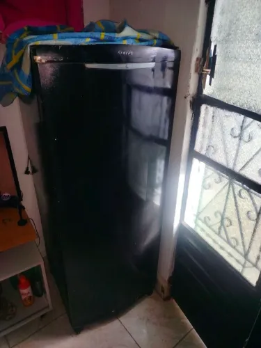 GELADEIRA FUNCIONANDO BEM
