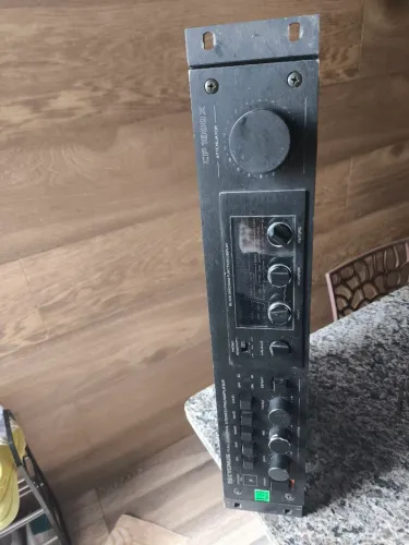 Pre amplificador cygnus CP1800x no estado