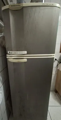 Geladeira Usada em Funcionamento!