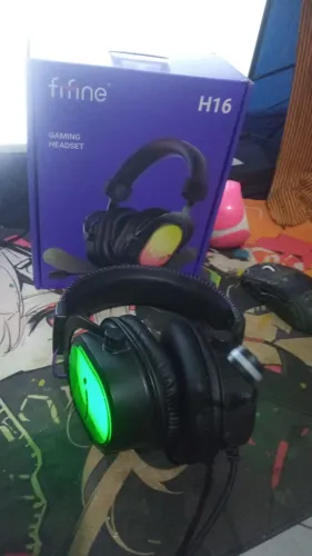 Headset Gamer Fifine H16 USB 7.1 RGB Preto Microfone Cancelamento Ruído - Seminovo 3 meses