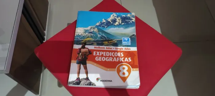 Livro Expedições geográficas 8 ano