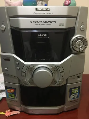 Mini sistem Panasonic  só funciona rádio 