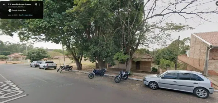 Casa de Madeira - Terreno 15*35mts = 525m² - Lucianópolis