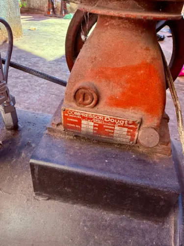 Compressor usado em estado de novo