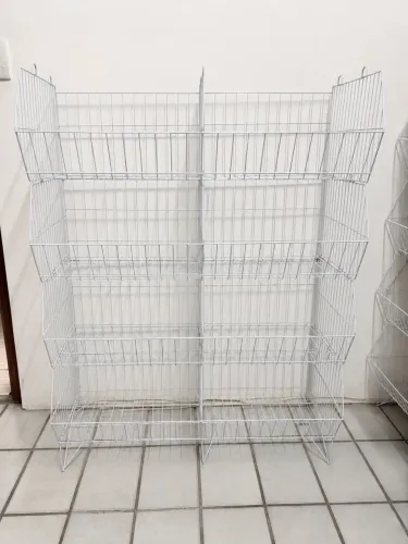 Estante organizadora aramado
