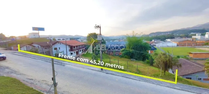 ABELARDO IMÓVEIS - TERRENO INDUSTRIAL/COMERCIAL situado a 240 metros da rodovia Sc-180 (Pe
