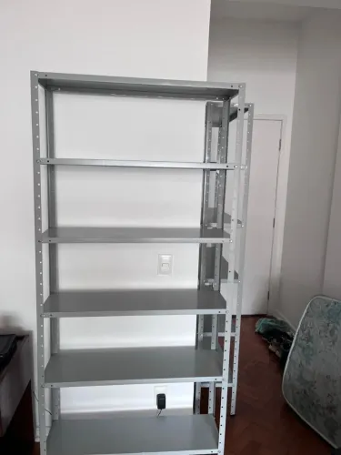 Estante de aço 