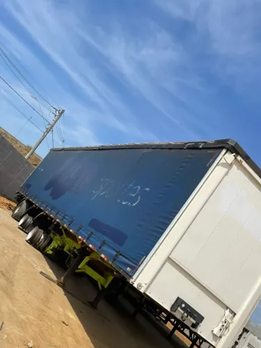 Locação de Carreta Sider Vanderleia 30 paletes