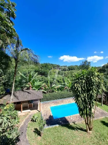 Casa com 3 dormitórios para alugar, 240 m² por R$ 8.473,00/mês - Roseira - Mairiporã/SP
