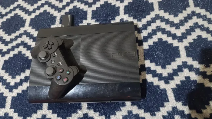 PS3 bloqueado , com adaptador HDMI
