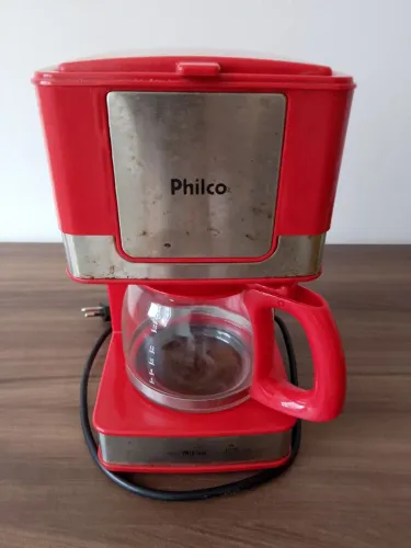 Cafeteira Philco - Vermelha e Linda!
