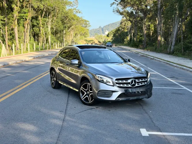Mercedes-Benz GLA 250 Sport 2.0 TB 16V 4X2 211cv Aut. 2019