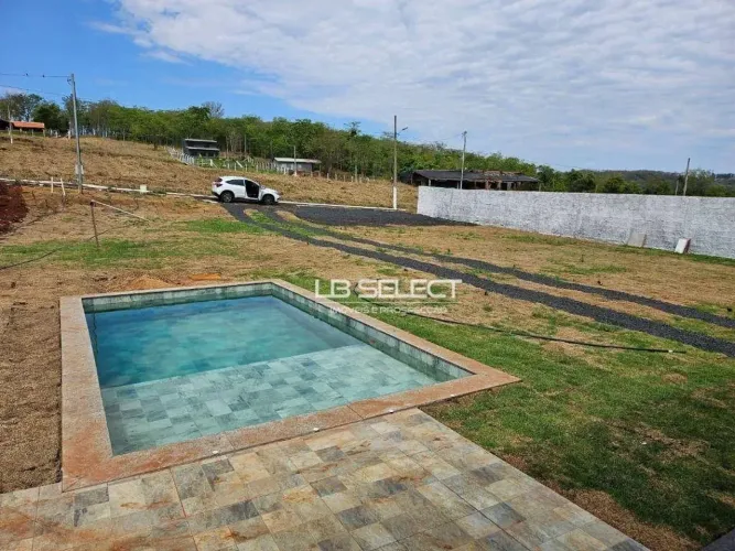 Rancho com 3 dormitórios à venda, 290 m² por R$ 840.000,00 - Uberlândia - Uberlândia/MG