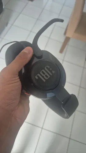 headset JBL QUANTUM 400