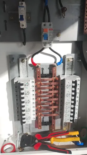 Serviço elétrico. Eletricista 