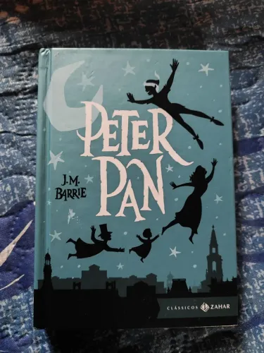 Livro Peter Pan de JM Barrie