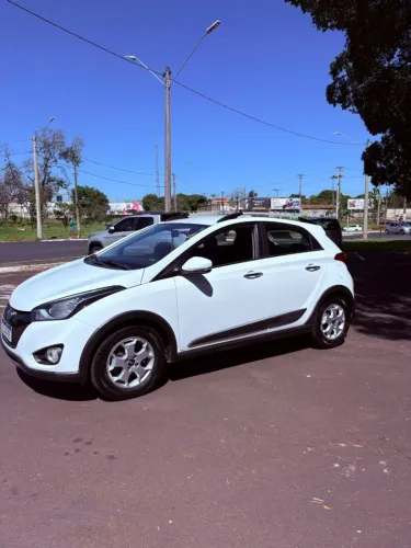 Hyundai HB20X Premium 1.6 Flex 16V Aut. 2015