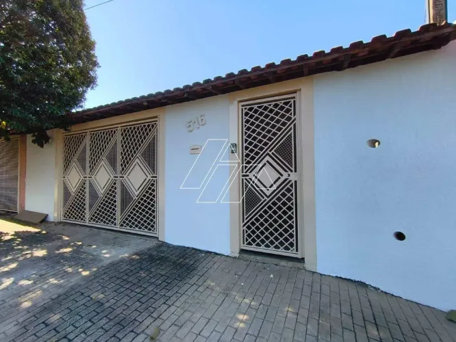 Casa à venda, 3 quartos, 1 suíte, 2 vagas, Núcleo Habitacional Presidente Jânio da Silva Q