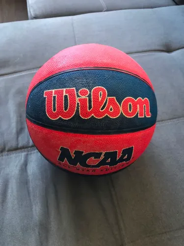 Bola de basquete Wilson NCAA
