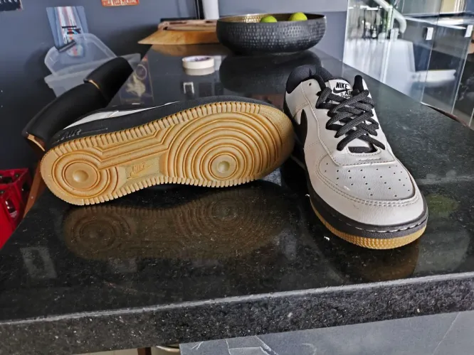 Tênis Nike Air Force tamanho 39
